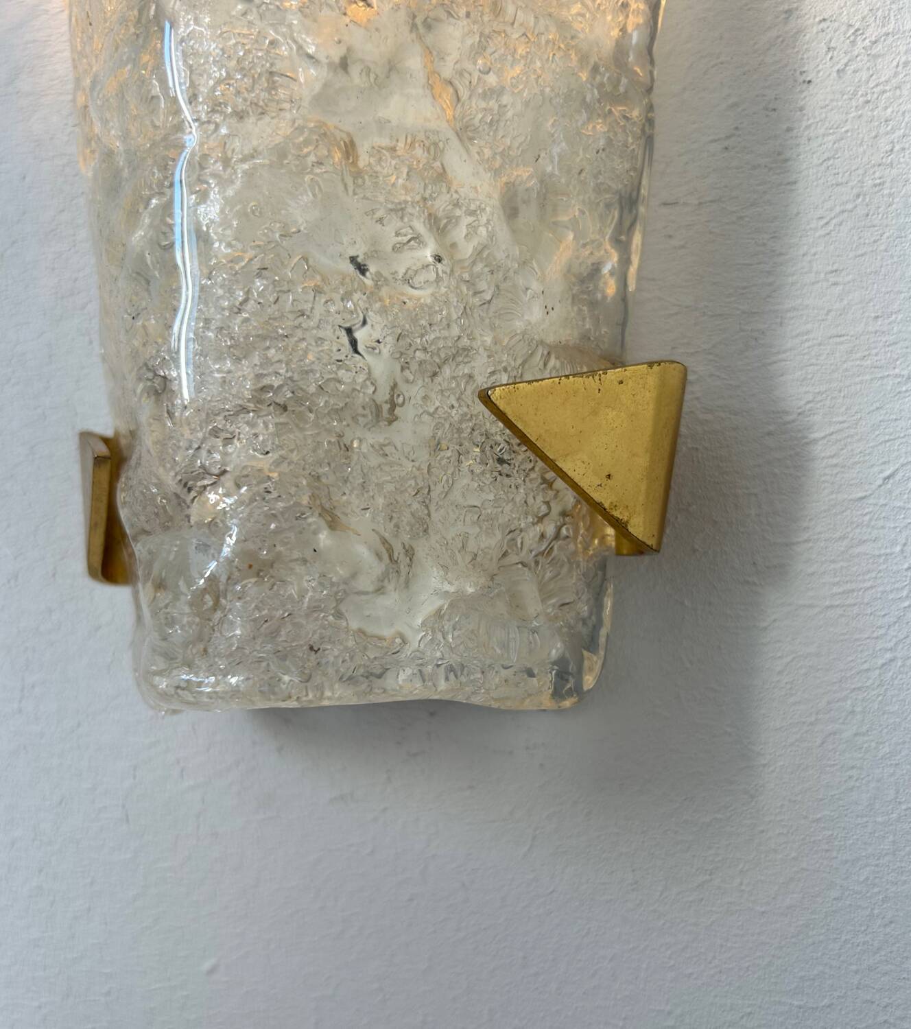 Vintage Hillebrand wall lamp, brass and Murano glass, Germany 1960s