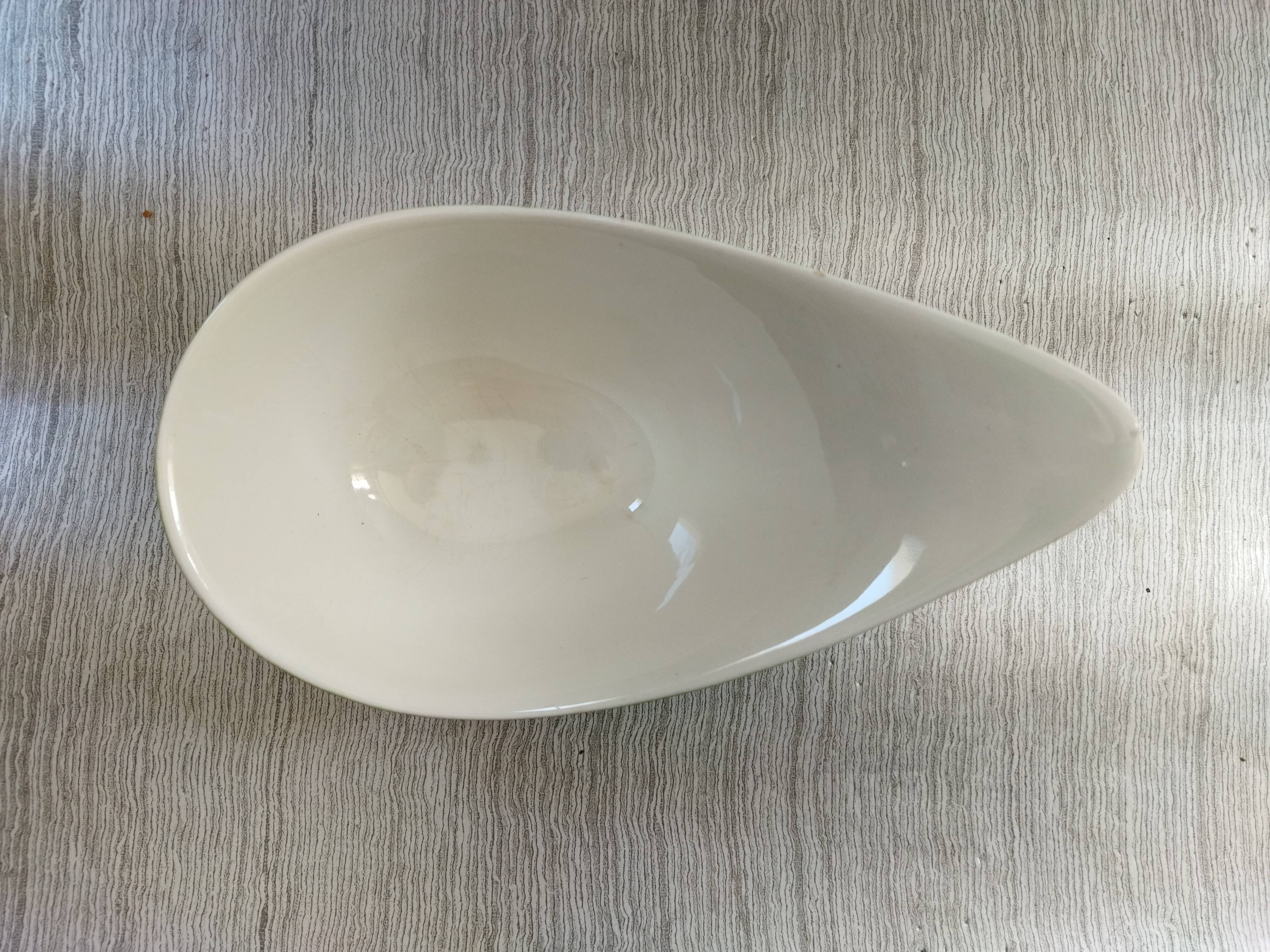 Dish and sauceboat Mistral Salins France