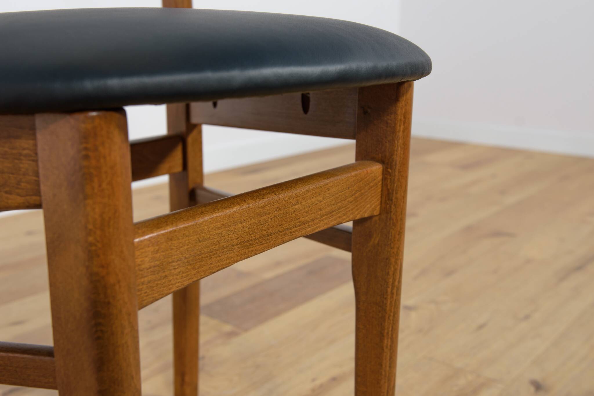 Mid century round extendable dining table and chairs from mcintosh, 1960s, set of 5