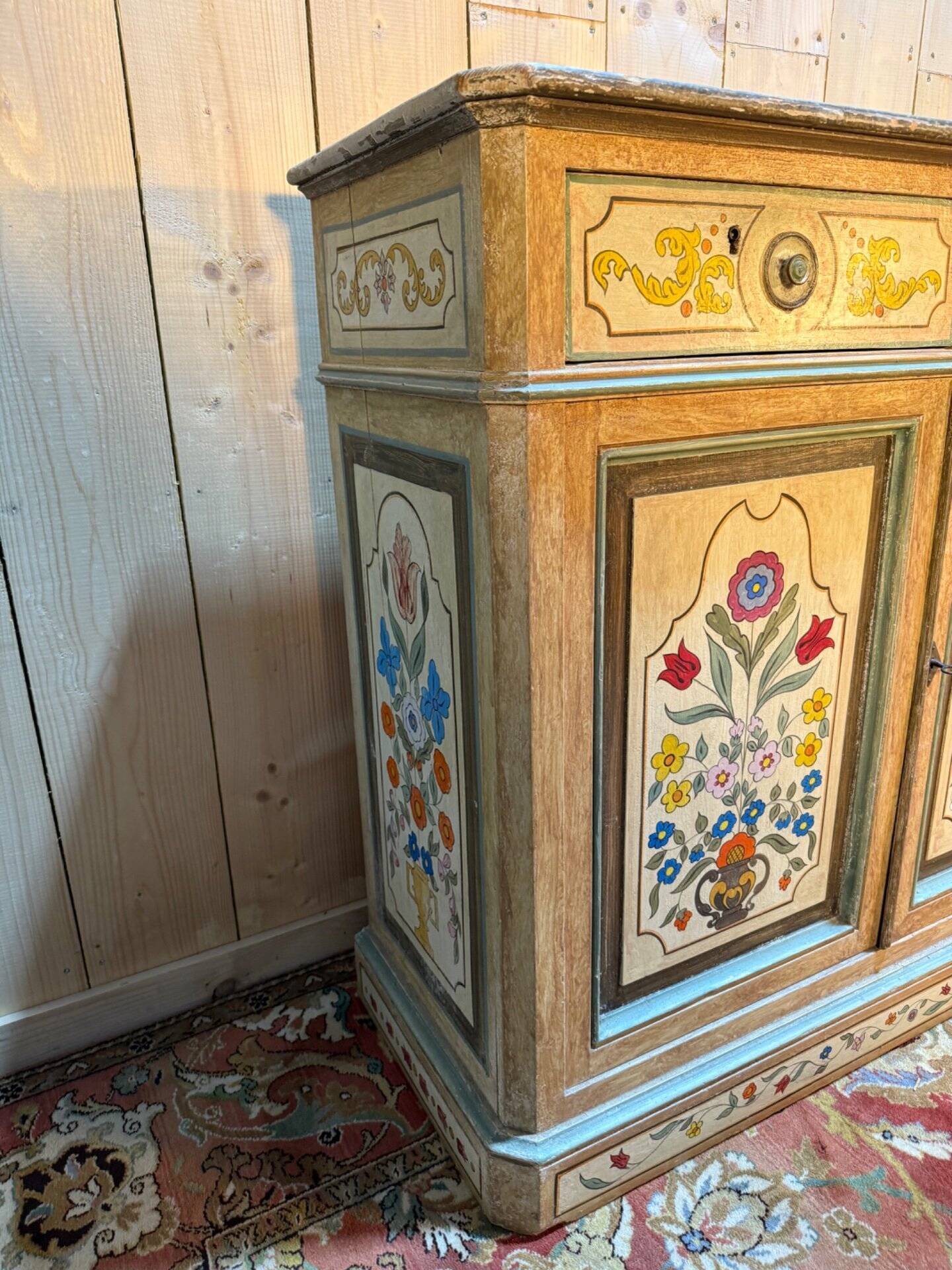 Louis Philippe style sideboard in painted wood and faux marble