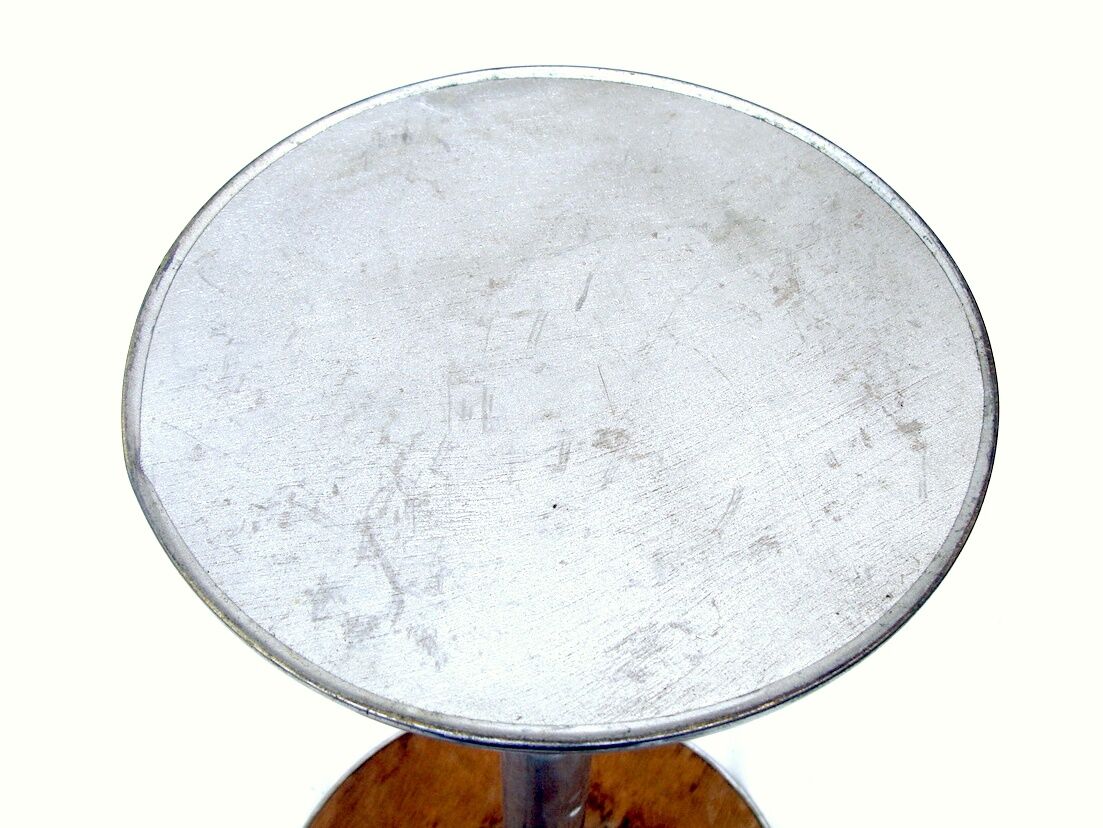 Art deco side table