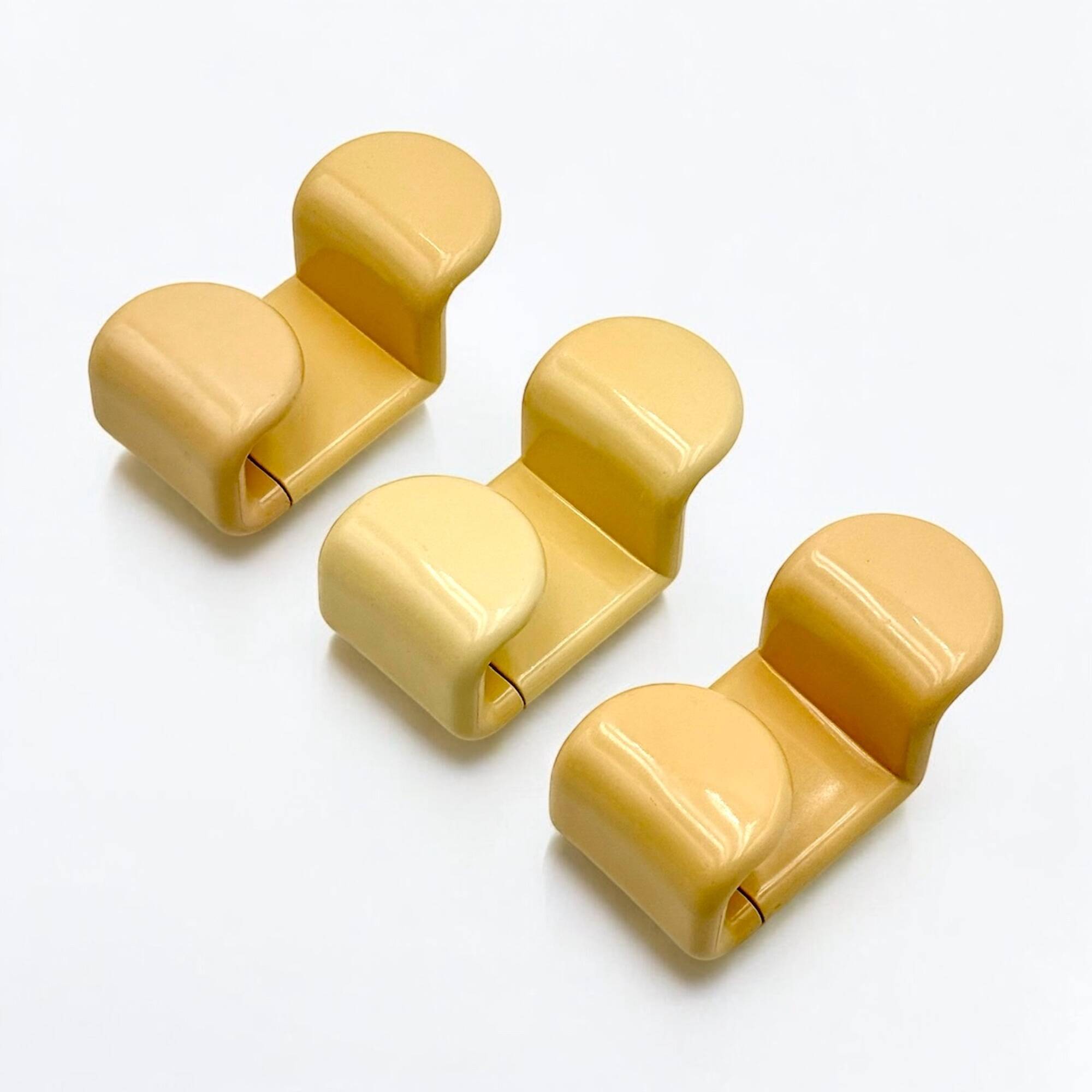 Set of Beige Coat Hooks by Ambrogio Rossari for Gedy, 1970s