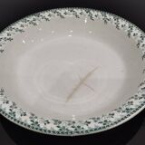 Plat creux ancien en porcelaine opaque de Gien terre de fer décor vert
