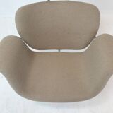 Fauteuil tulipe et pouf par Pierre Paulin pour Artifort, années 1980