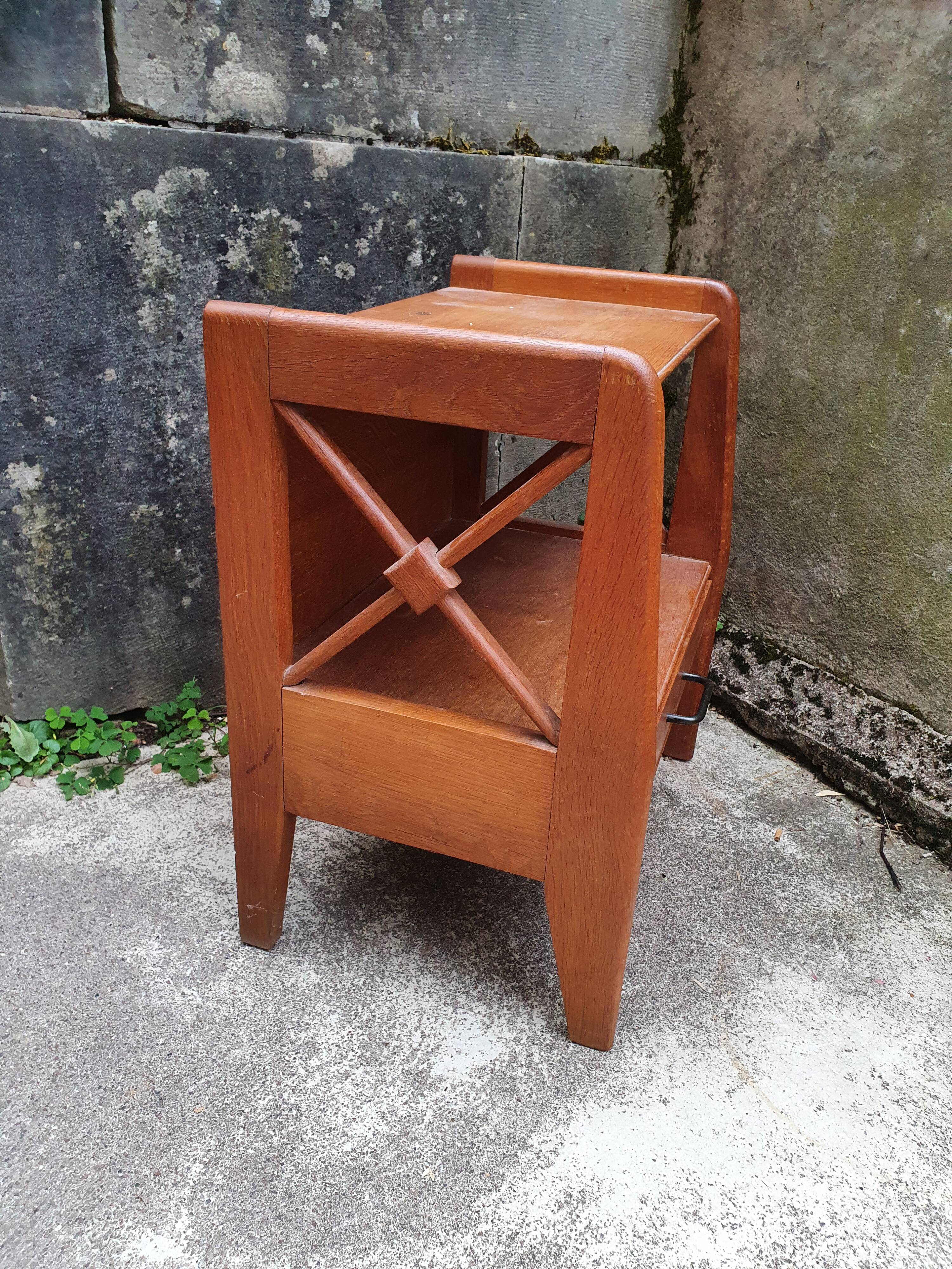 Beautiful vintage oak bedside