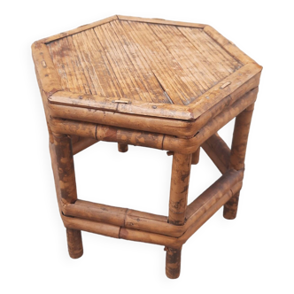 Petite table de bambou