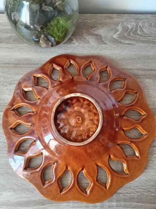 Openwork and glazed ceramic fruit bowl, 1960s-70s.