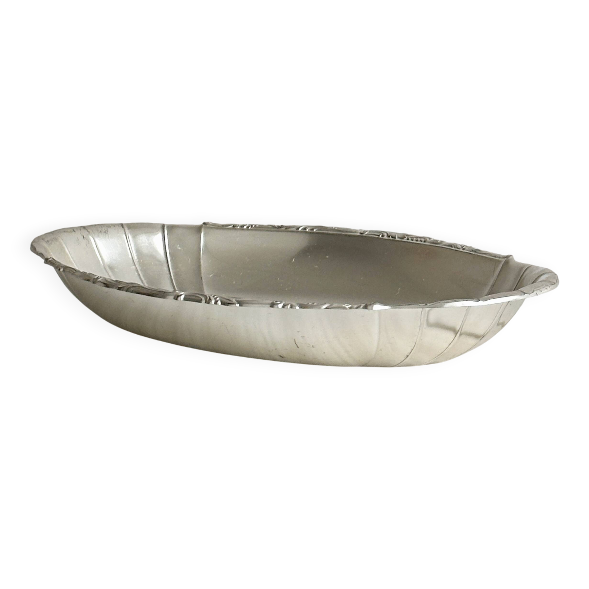 Shiny lightweight metal plate