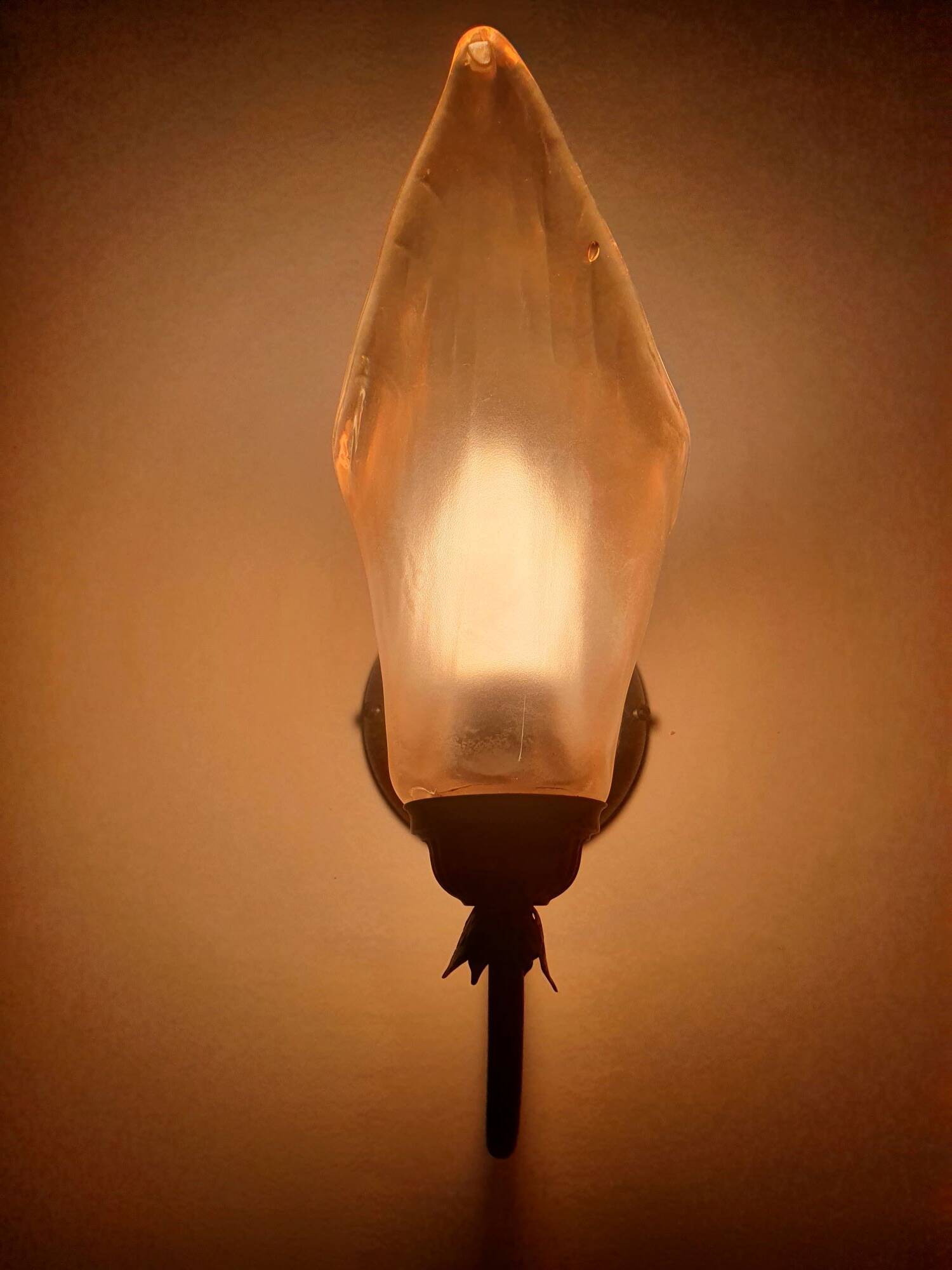 Pair of vintage flower-shaped globe wall lights