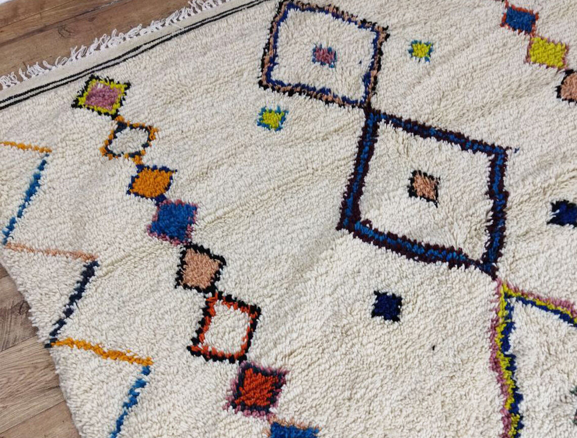 Moroccan carpet 310x190cm