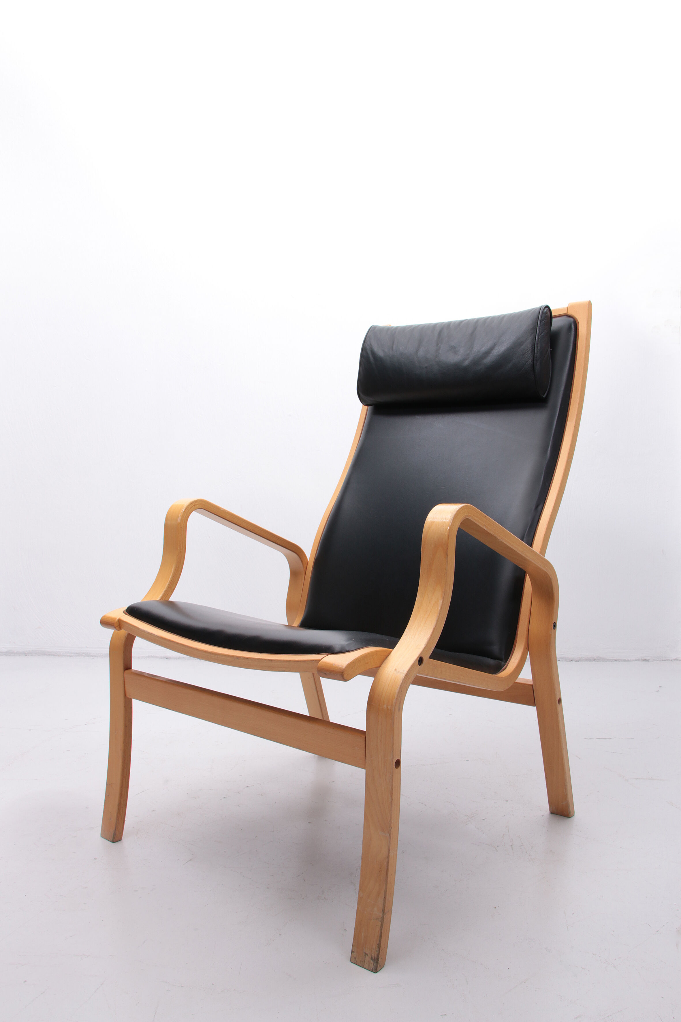 Finn Ostergaard armchair made by Skipper,1970
