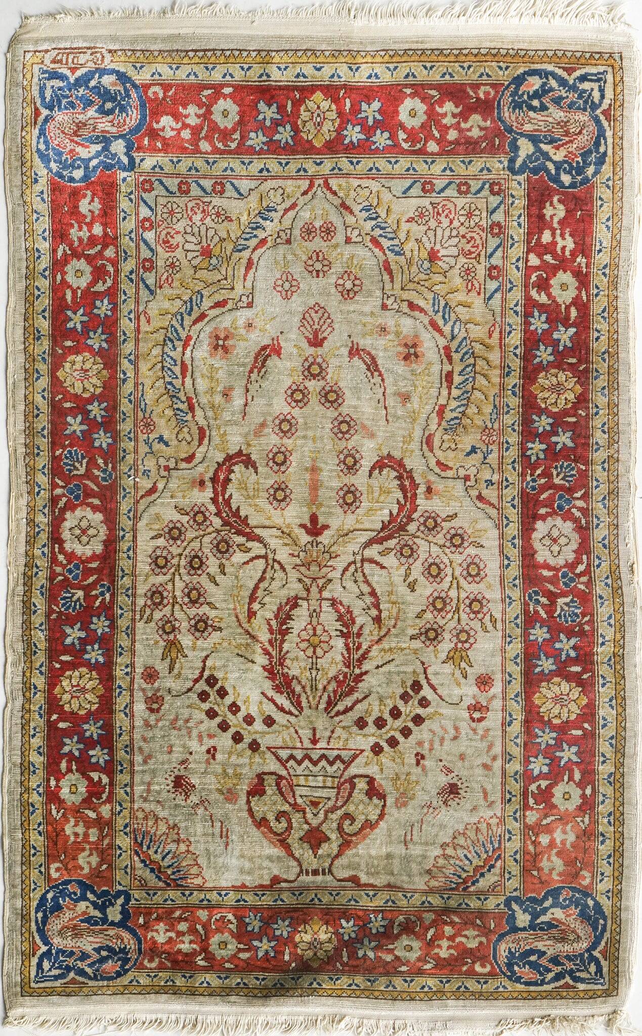 Fine handwoven vintage rug - Persian silk