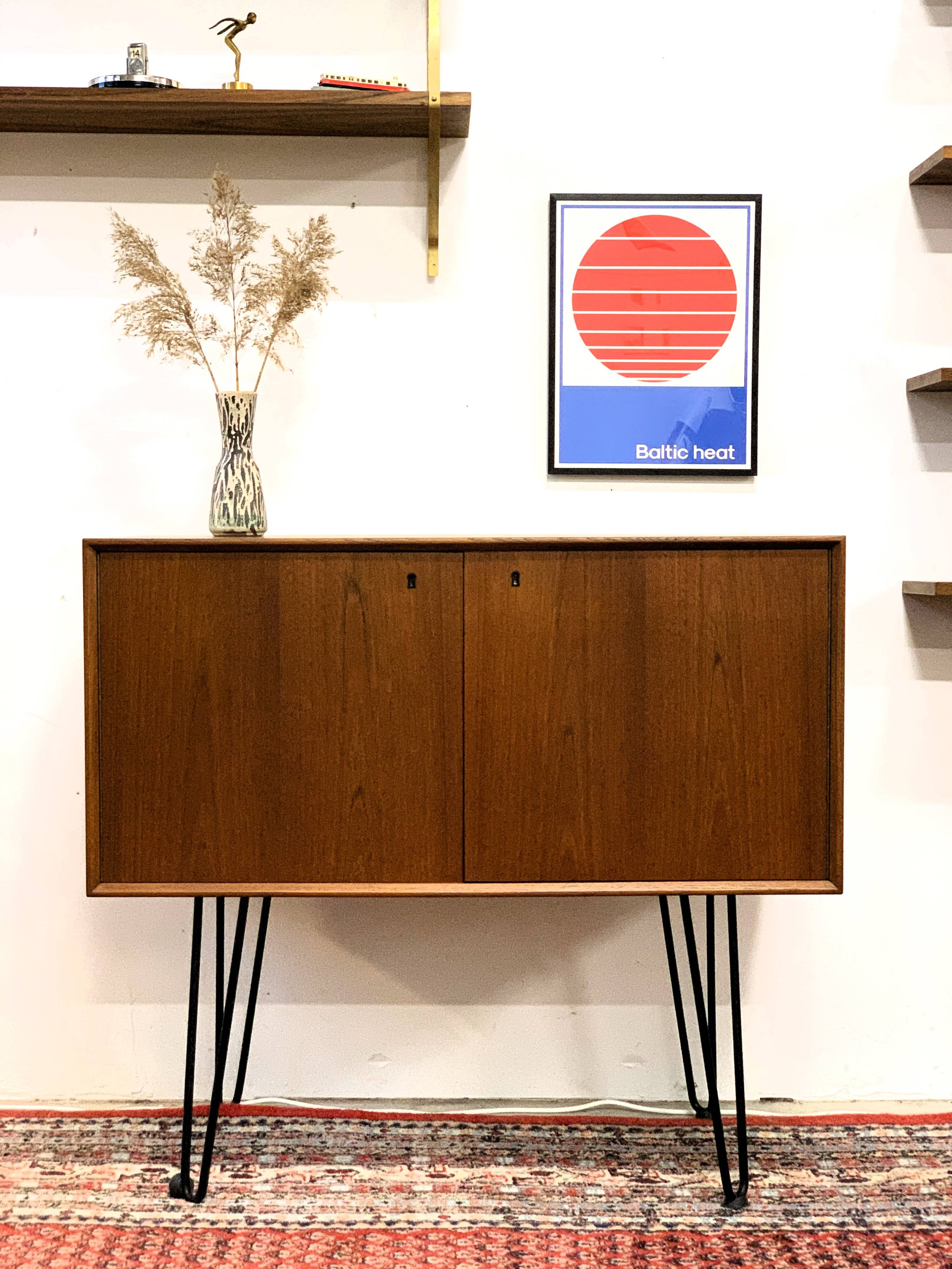 Teak cabinet, norway 1960s/70s, vintage, mid-c modern