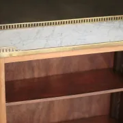 Adorable bibus library in blonde mahogany. With its marble.