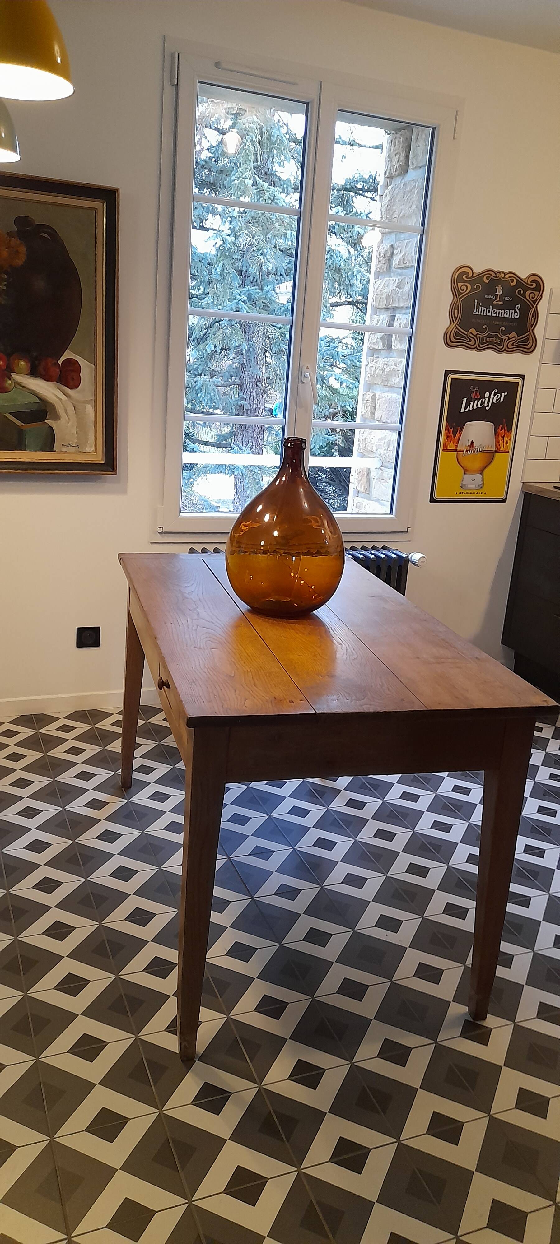 Brionnaise solid oak farm table