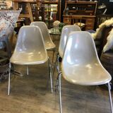4 Eames chairs
