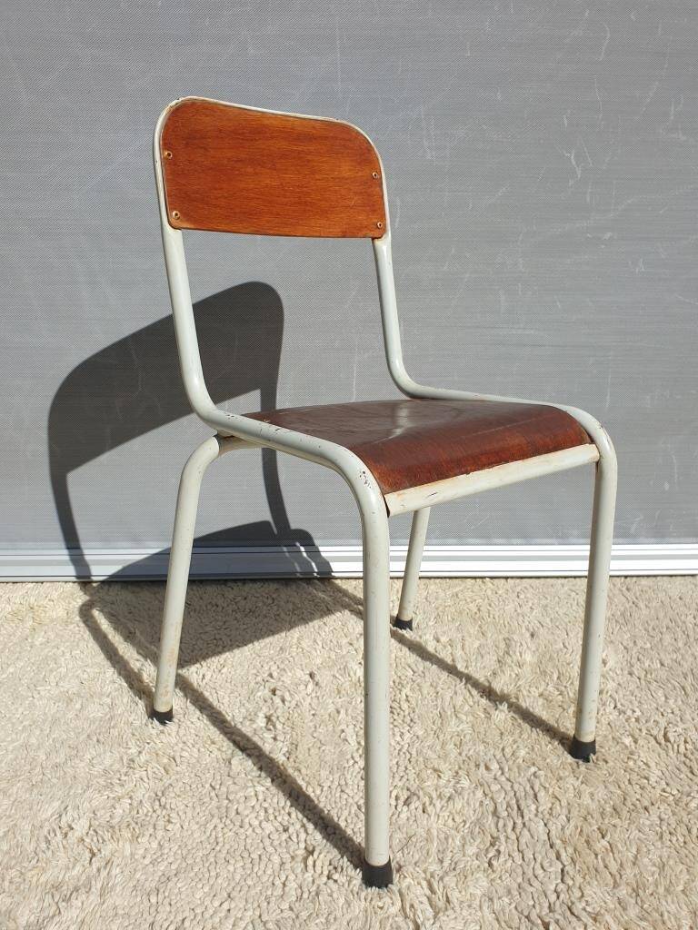 Chaise métal Mullca dossier arrondi