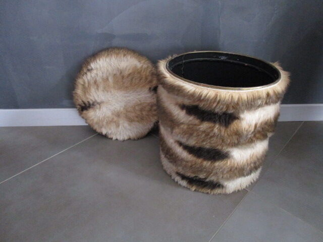 Vintage 70' vintage moulding pouf