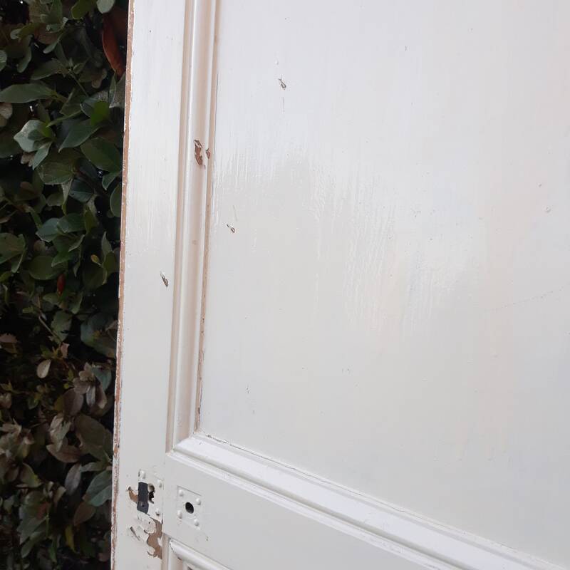 Communication door H220xW80.5cm, old panelled with moulding.
