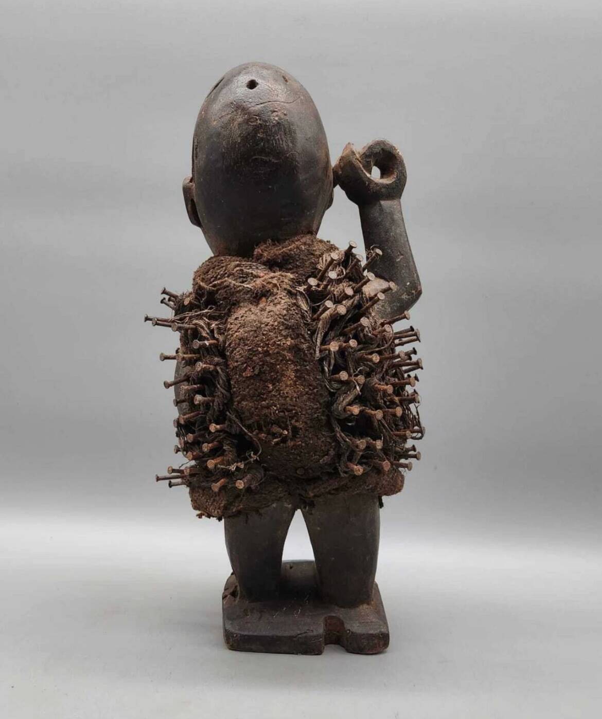 Nkondi Fetish Statue with Nails – Kongo Vili – Africa 20th Century