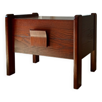 Oak bedside table with one drawer
