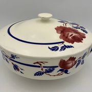 Antique French earthenware soup tureen K & G Lunéville, "Chantal" model