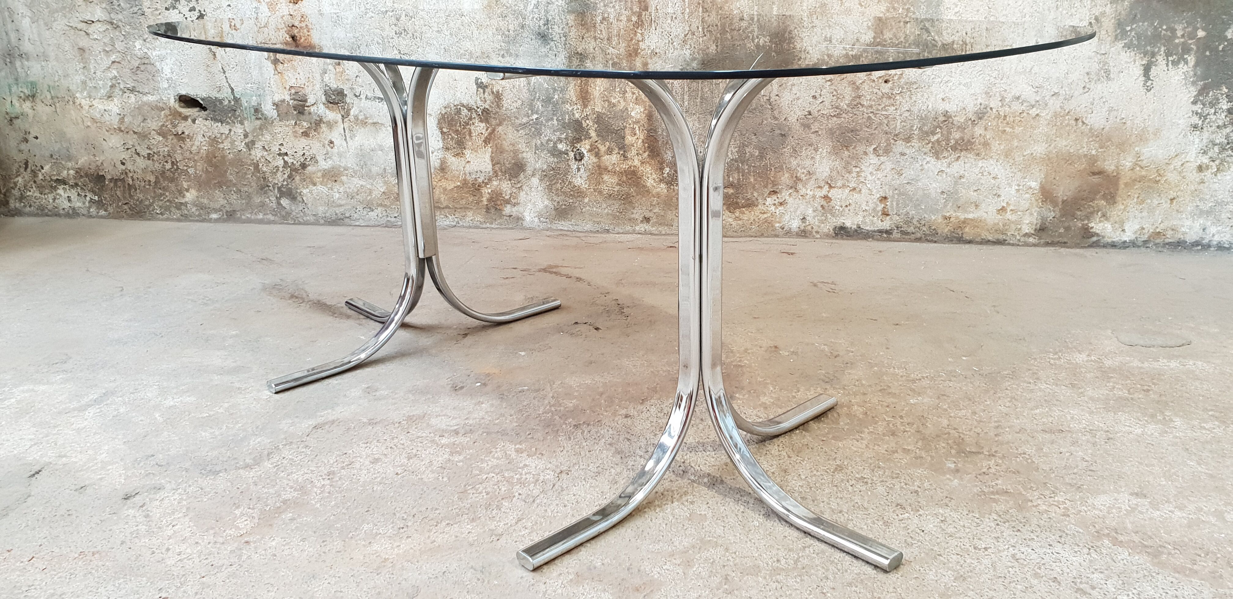 Table ovale en verre vintage