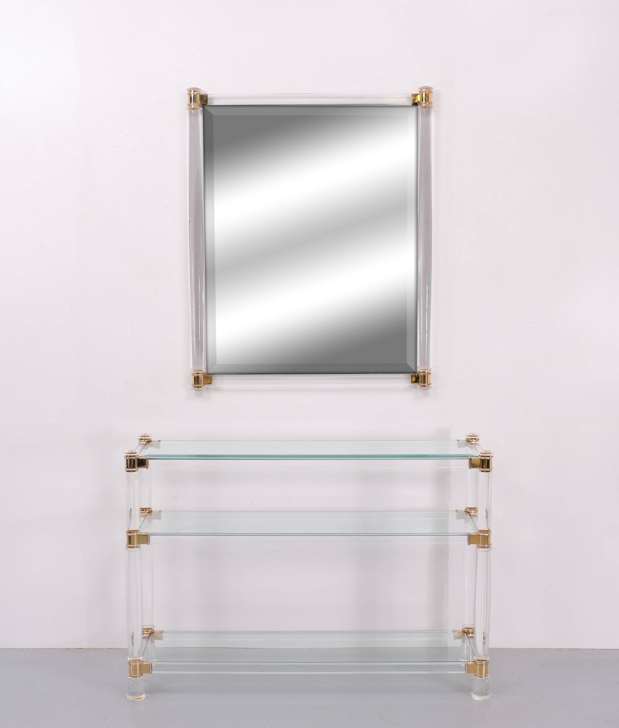 Console Hollywood Regency Lucite années 1970 France