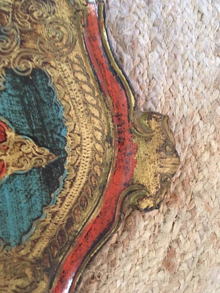 Plateau style florentin en doré orange et bleu