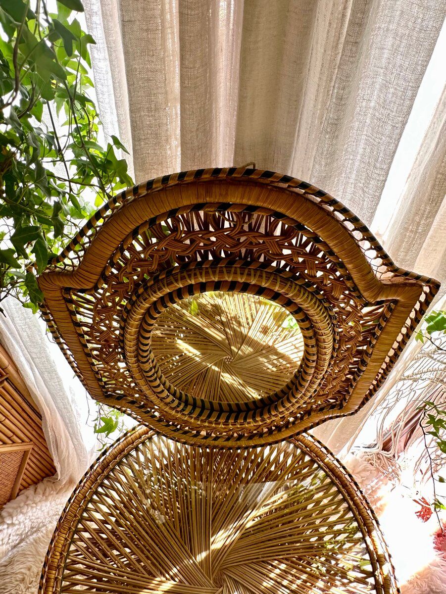 Sculptural mirror in rattan and natural wicker, 1970