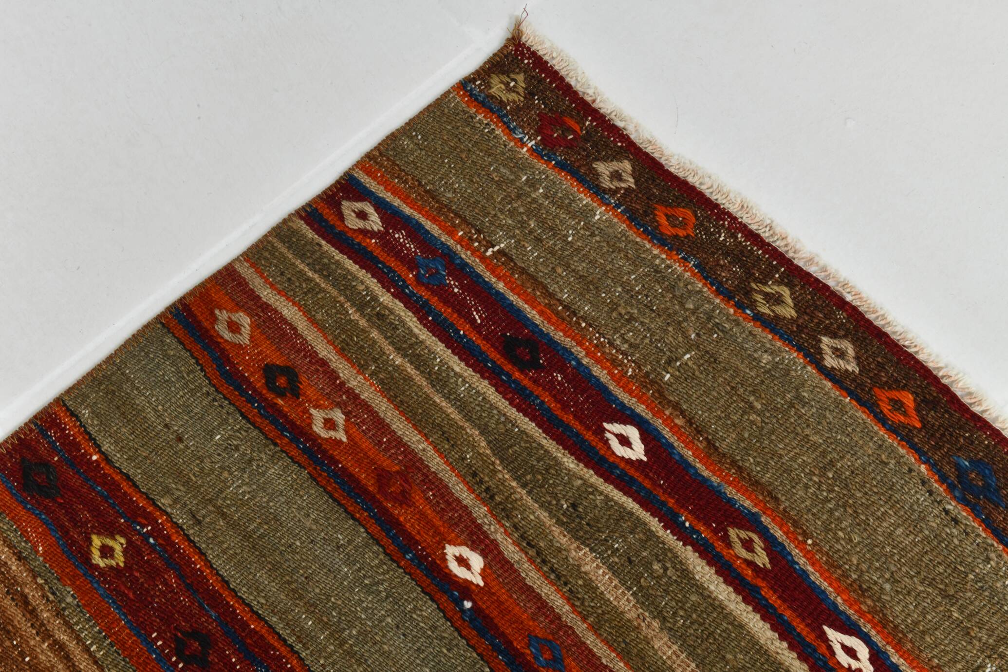 Red & Brown Pinstriped Style Vintage Kilim Rug, 142x182Cm