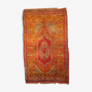 Old turkish anatolian handmade carpet 122cm x 192cm 1910s