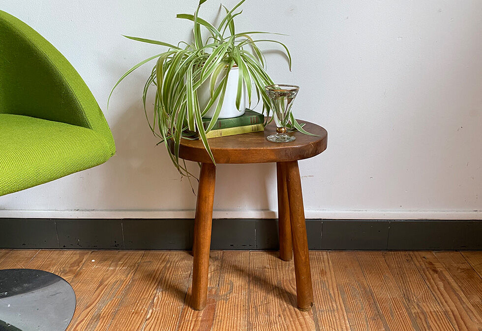 Solid wooden tabouret
