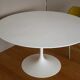 Tulip table by Eero Saarinen for  Knoll International