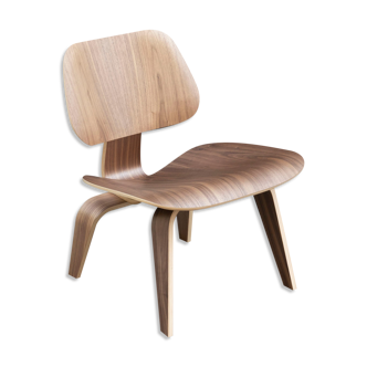 Chaise LCW en Noyer de Charles & Ray Eames - Herman Miller