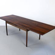 Table à manger extensible en palissandre danois du milieu du siècle