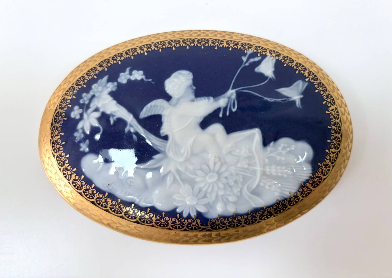 Limoges porcelain bonbonnière signed E. Chalais, 1950