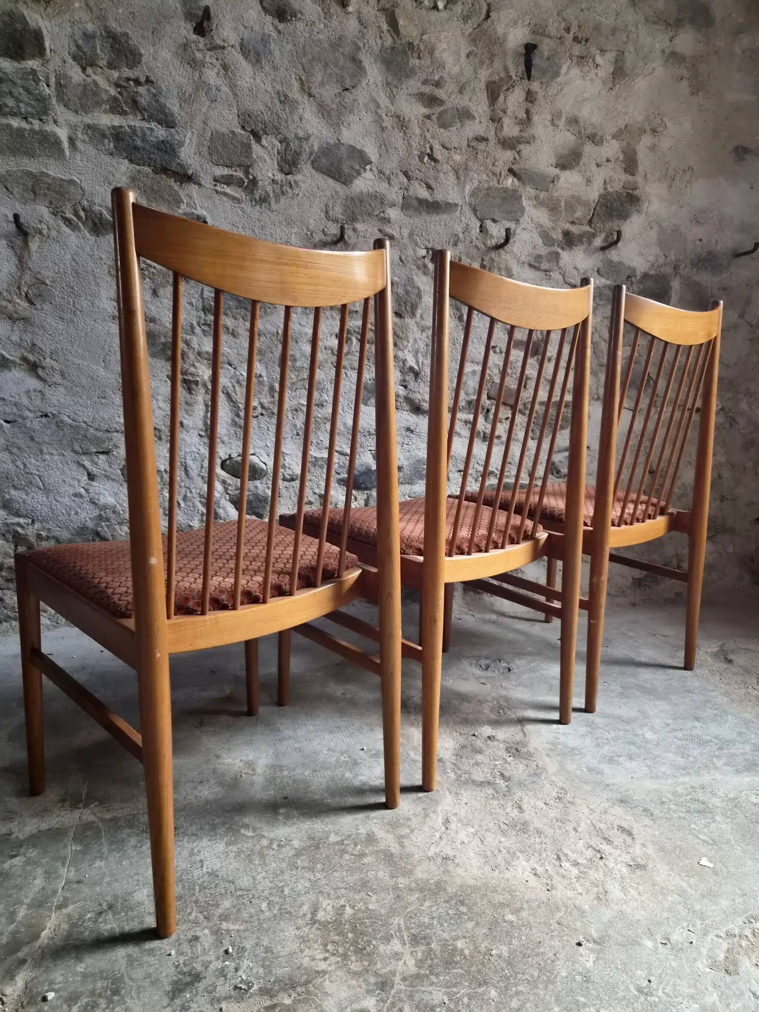 Set of 6 Danish teak dining chairs model 422, attributed to Arne Vodder for Sibast, 1960s.