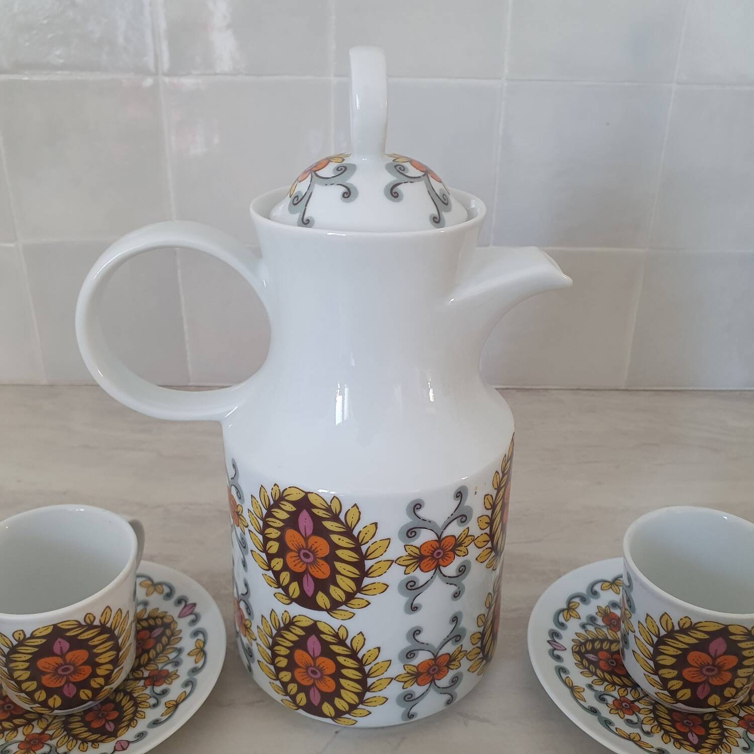 Vintage retro pattern coffee tea set