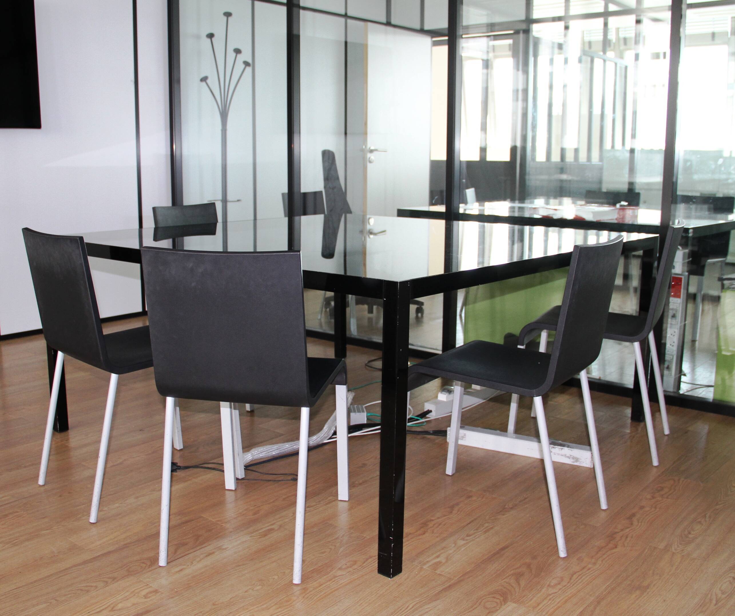 Suite de 8 chaises 03 ,Vitra