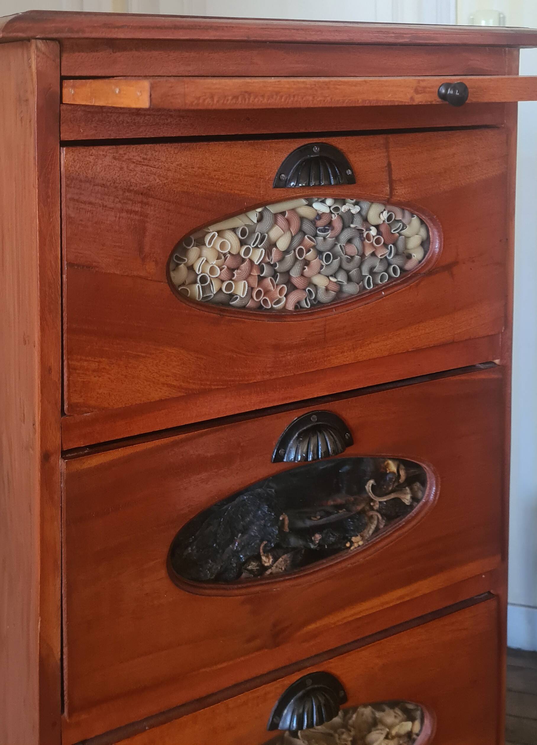 Apothecary cabinet / seed merchant / haberdashery (6 drawers)