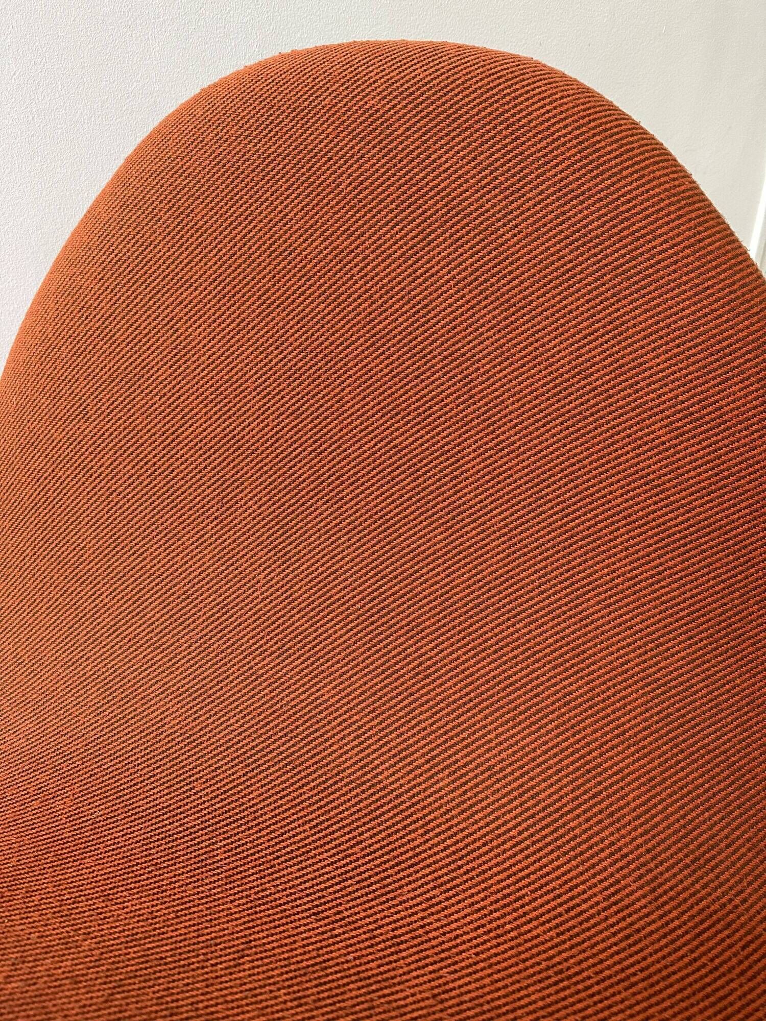 Armchair model 577 "Langue" or "Tongue" by Pierre Paulin, edition Artifort 70s