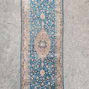 Kerman runner carpet in antique silk, hand-knotted from the 1940s.