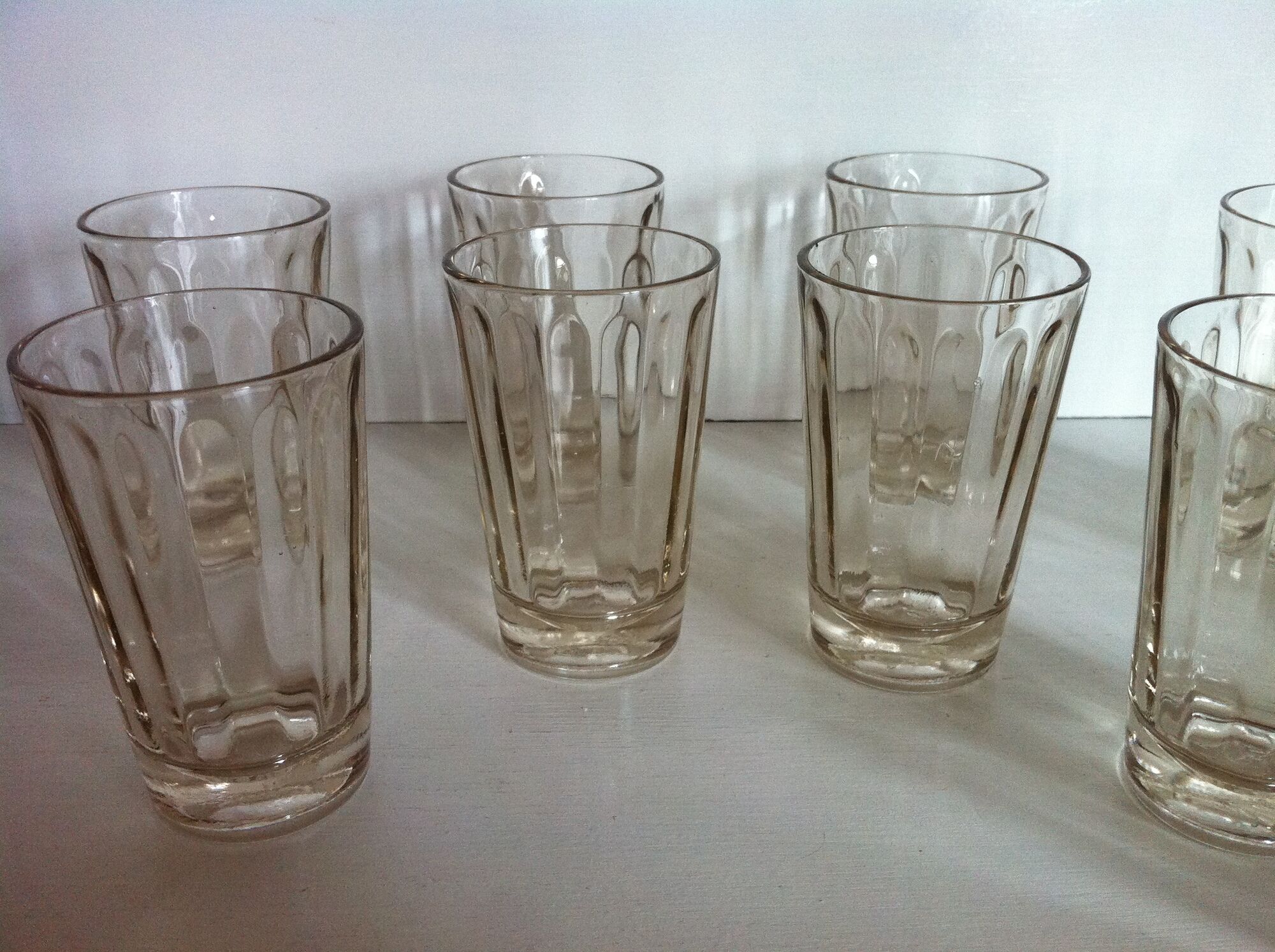 Set of 12 glasses of art deco bistro