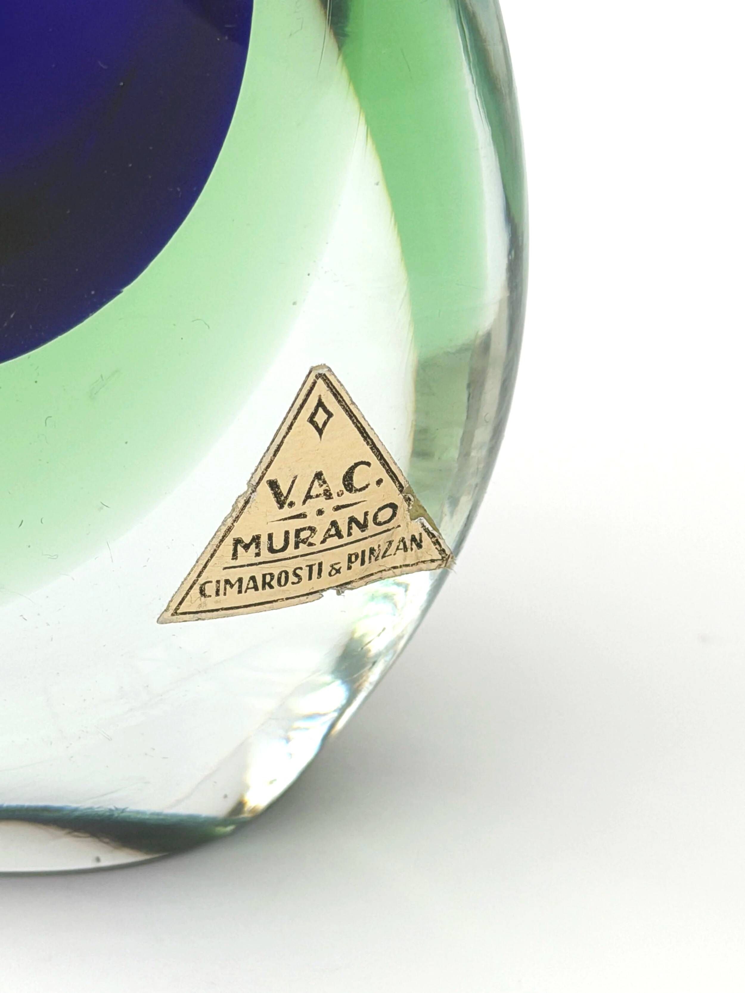Vase de Murano en verre soufflé, Italie 1970