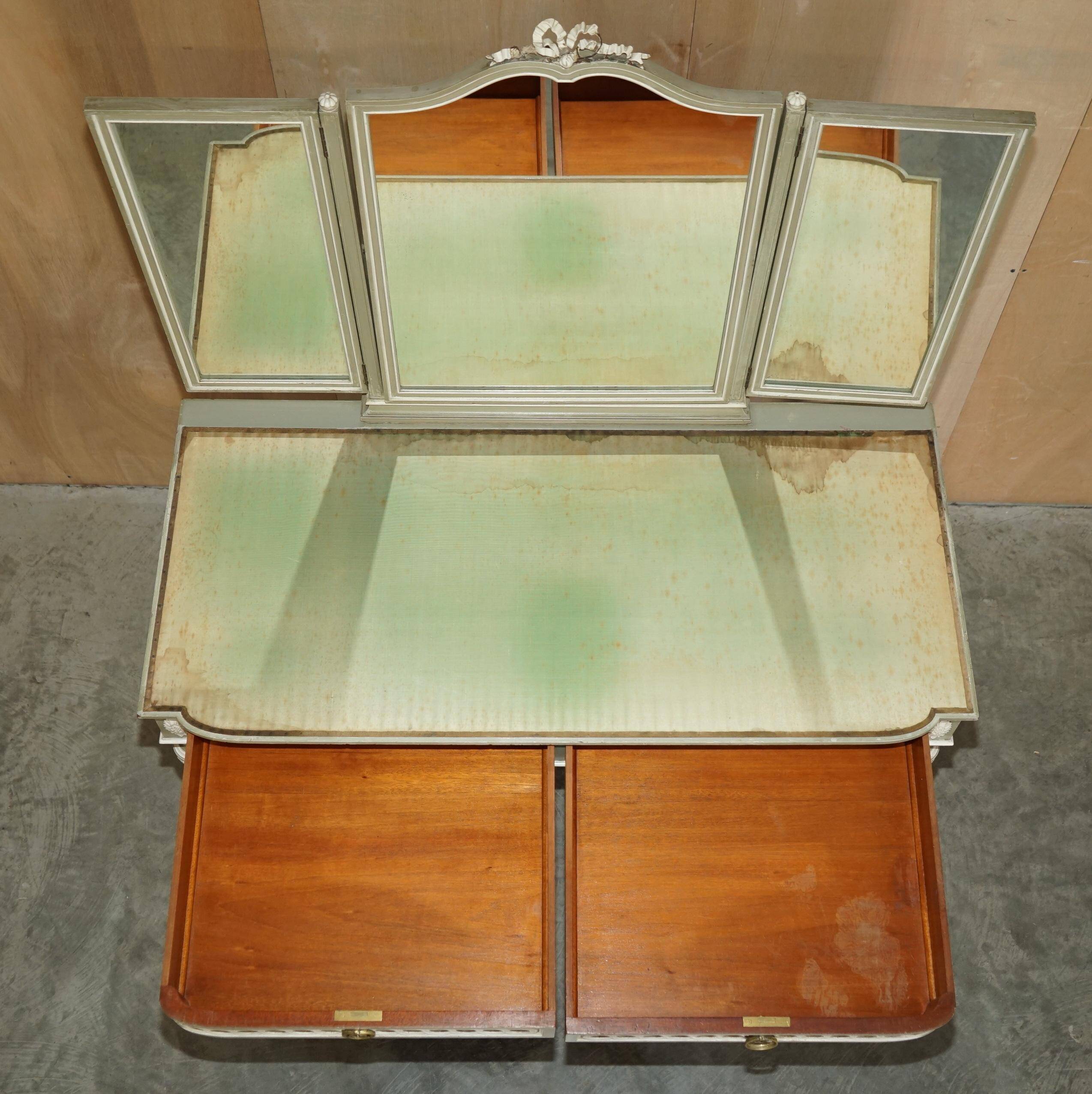 Vintage hairdresser stamped Mellier & Co.