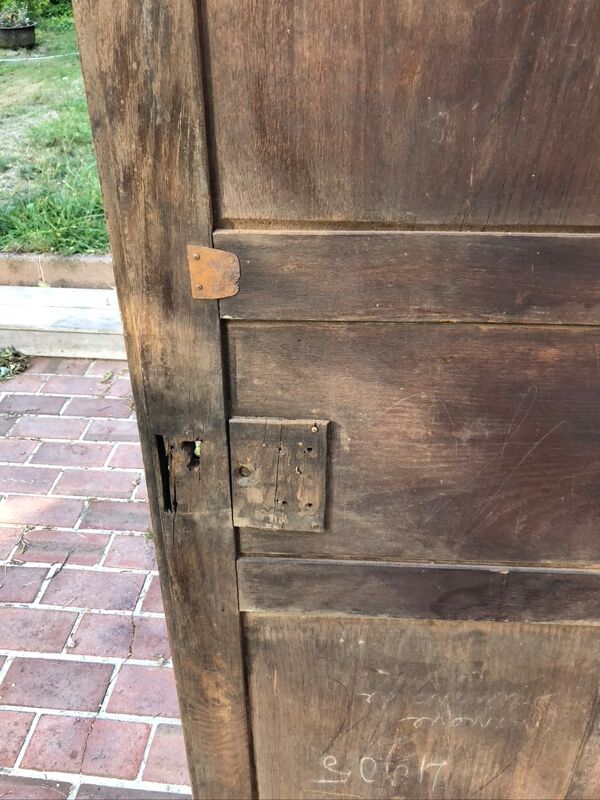 Portes de placard anciennes