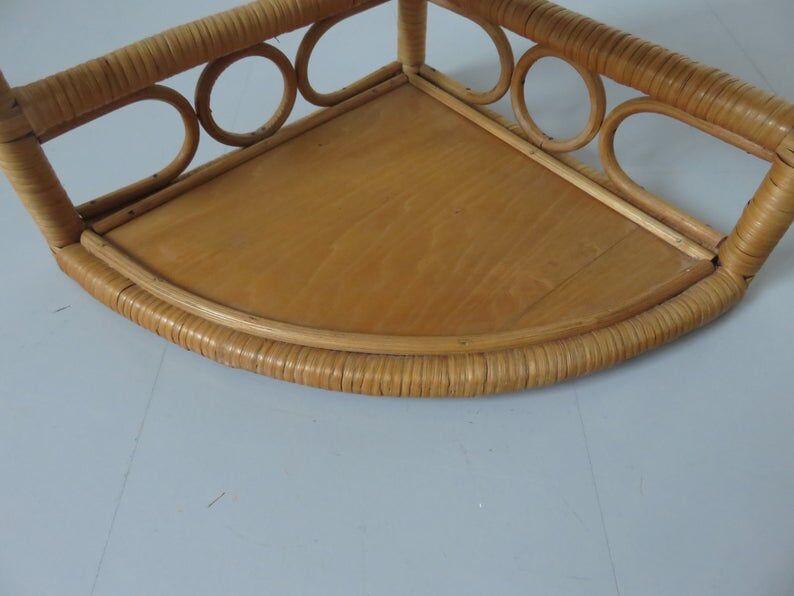 Wall angle shelf in rattan 60s 70s