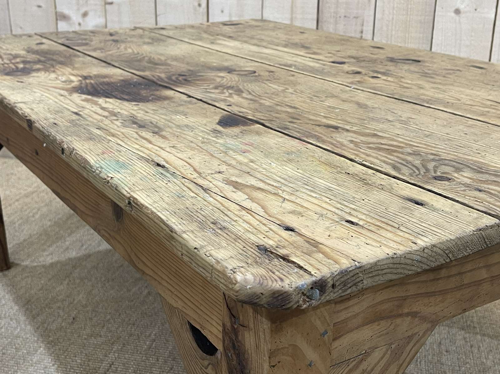 Coffee table in fir early XXth