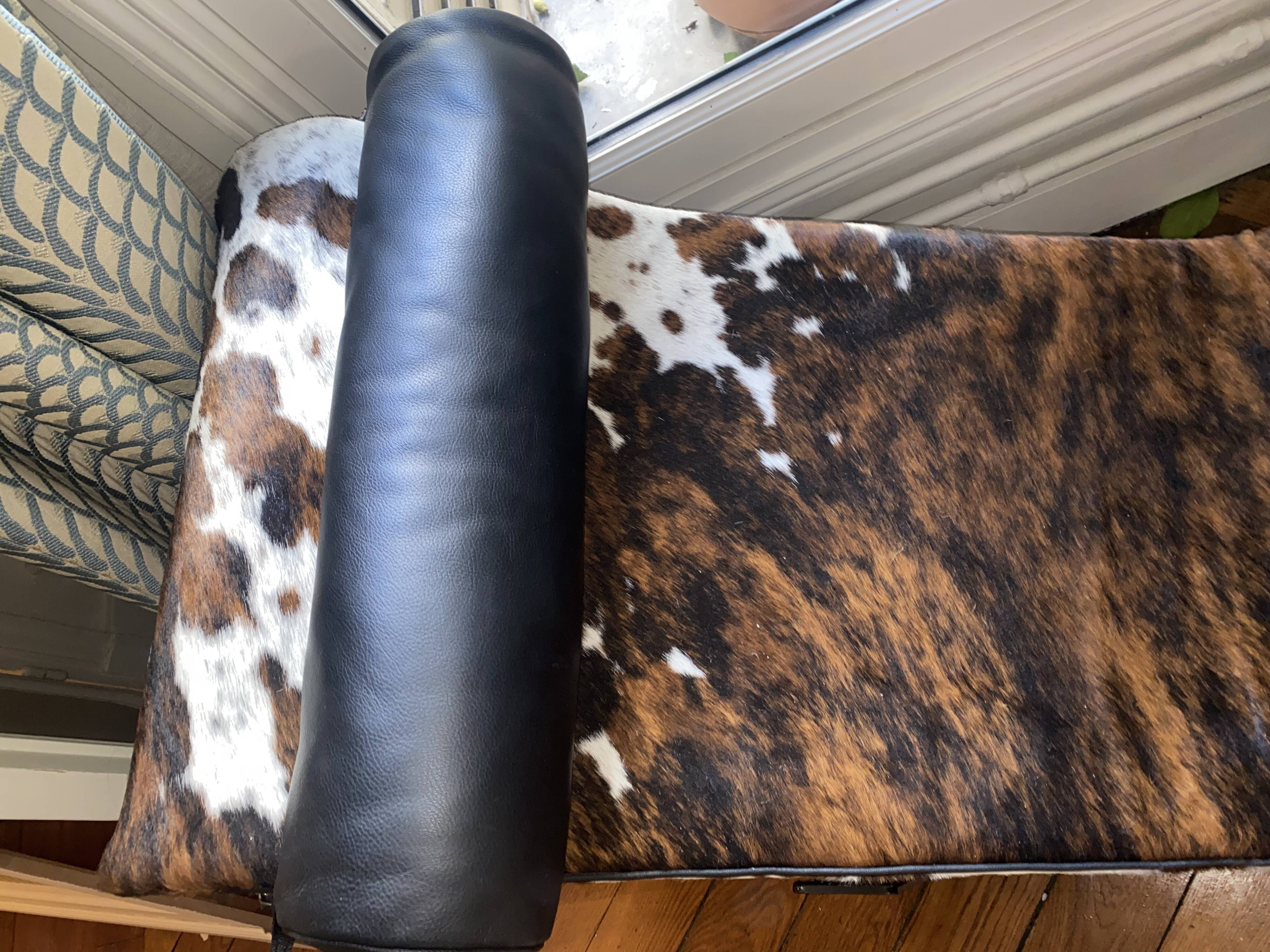 LC4 Le Corbusier armchair